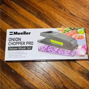 Mueller Onion Chopper Pro with Deluxe Blade Set
